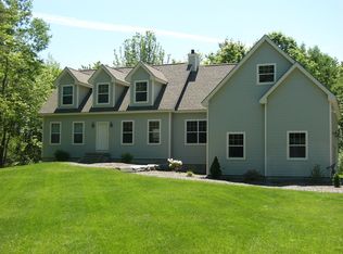 408 W Elm St, Yarmouth, ME 04096