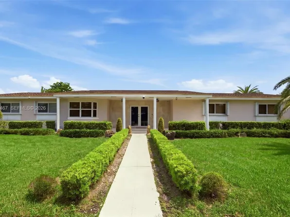 18545 SW 82nd Ave, Cutler Bay, FL 33157