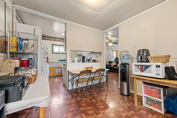 Sold by Keller Williams Realty Landmark II | media 15
