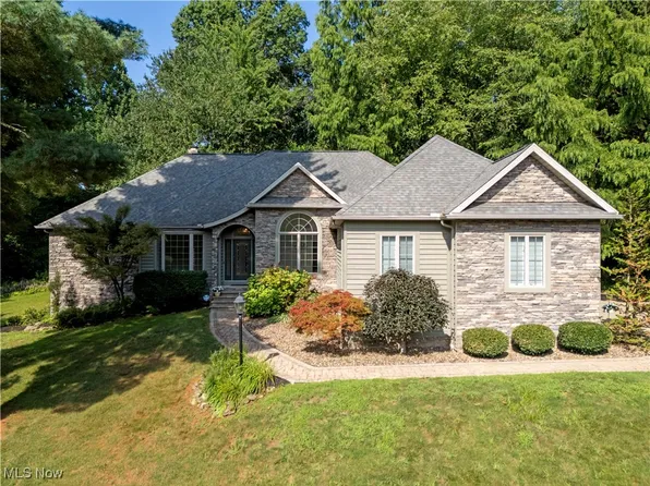 1544 Eden Dr, Wooster, OH 44691