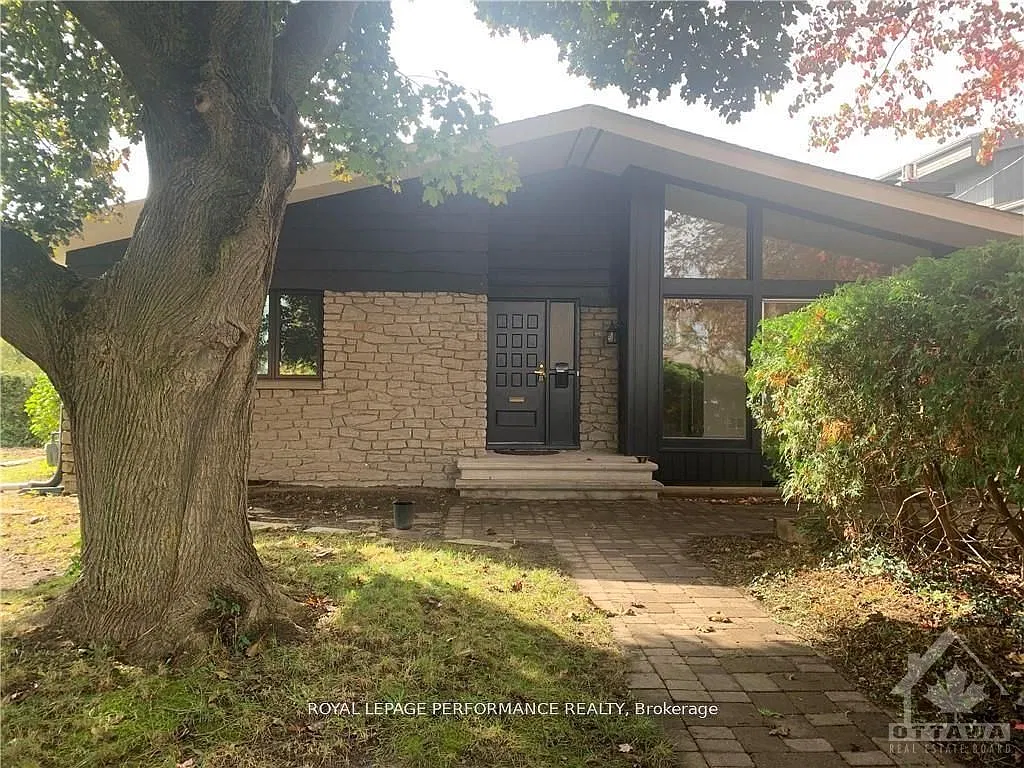 3 bed, $3,300 — Photo 3