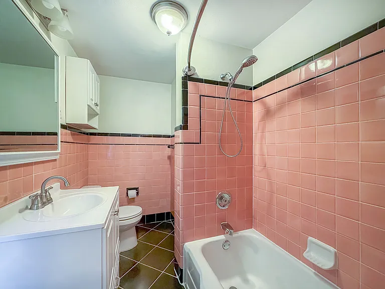 1237 Pine Grove Rd — Photo 27