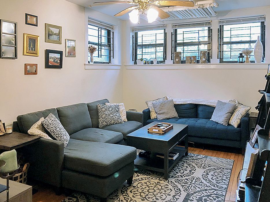 1st image of 3501 1/2 N Greenview Ave #G