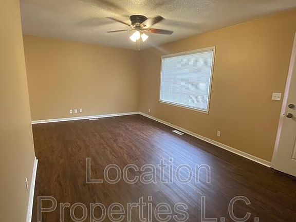 4th image of 1900 Kentucky St APT C