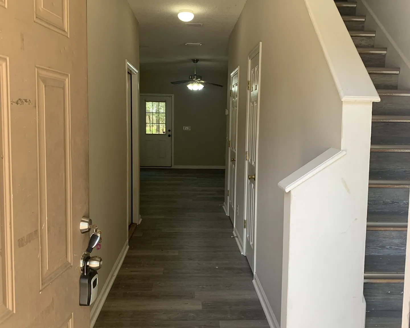 3 bed, 2.5 bath, 1404 sqft, $1,800 — Photo 1