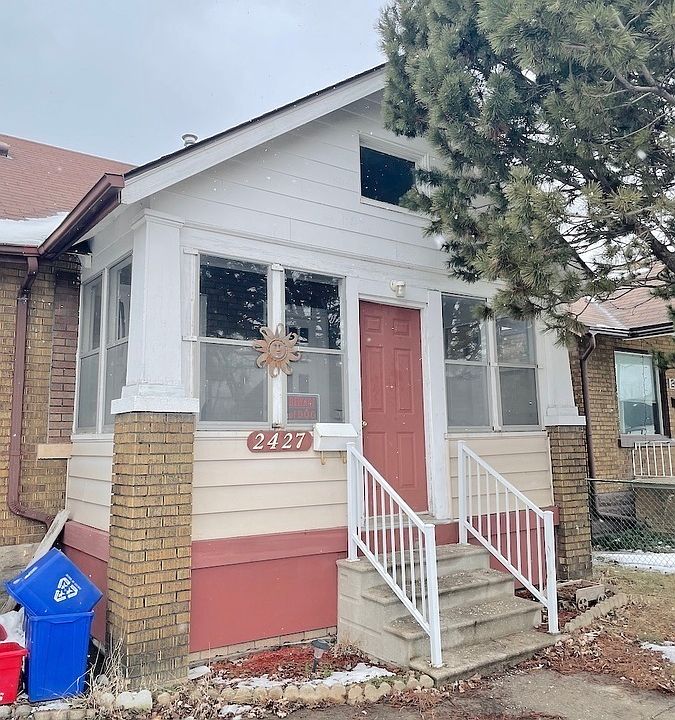 1st image of 2427 Howard Ave