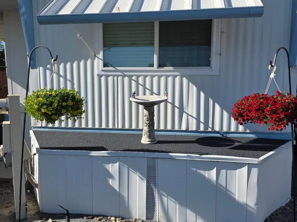 1724 Minnewawa Ave Space 164, Clovis, CA 93612