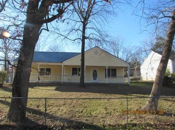 204 Rock Ave, Mountain View, AR 72560