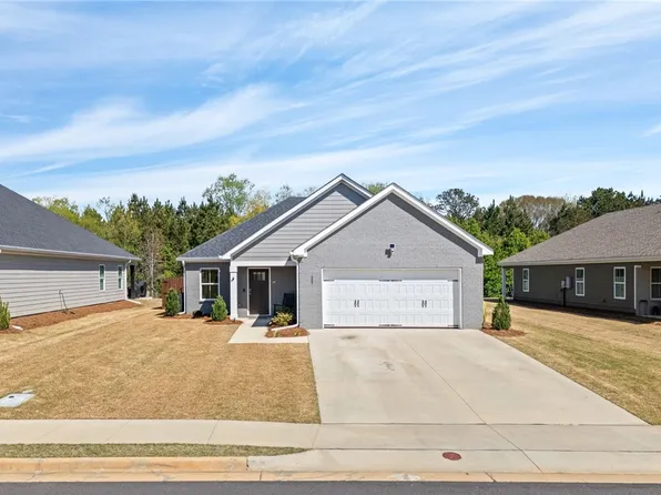 609 Bush Creek Rd, Opelika, AL 36804