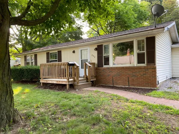 202 Liberty St, Jonesville, MI 49250