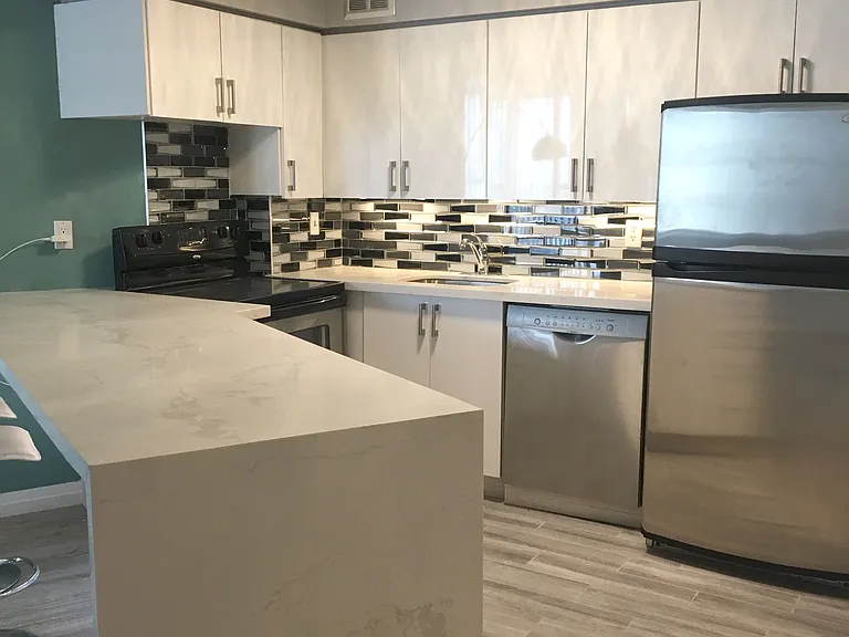 250 Queens Quay W #607 — Photo 5