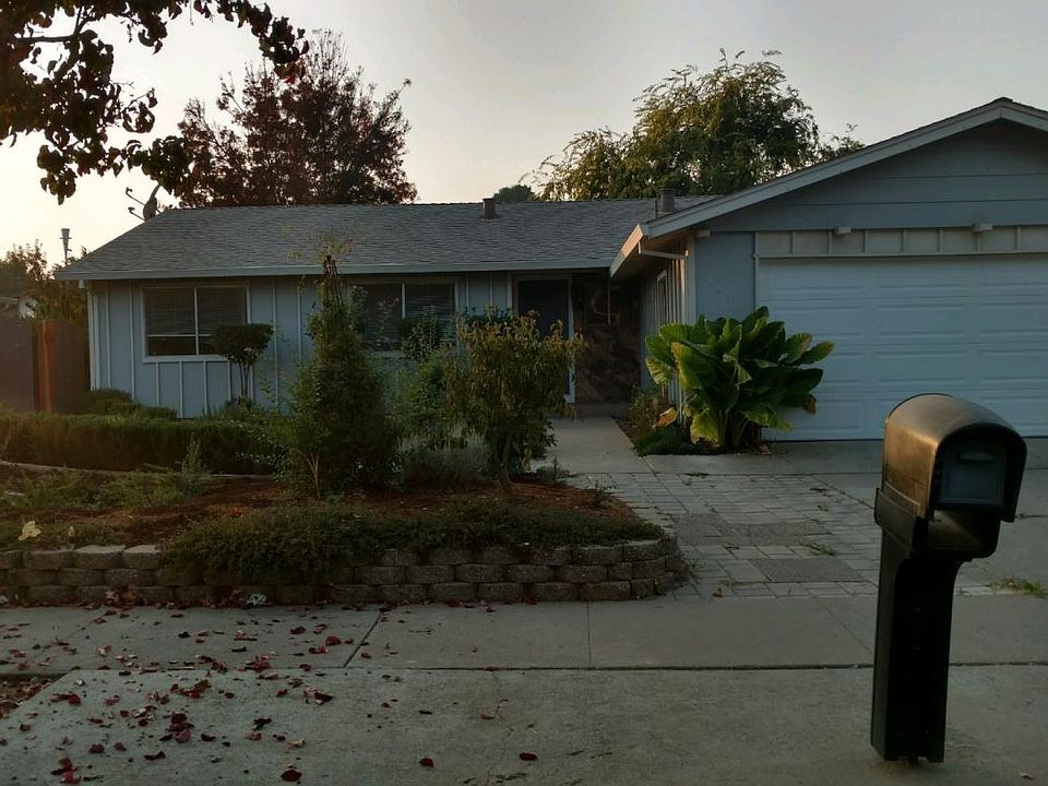 1st image of 7551 Santa Barbara Dr