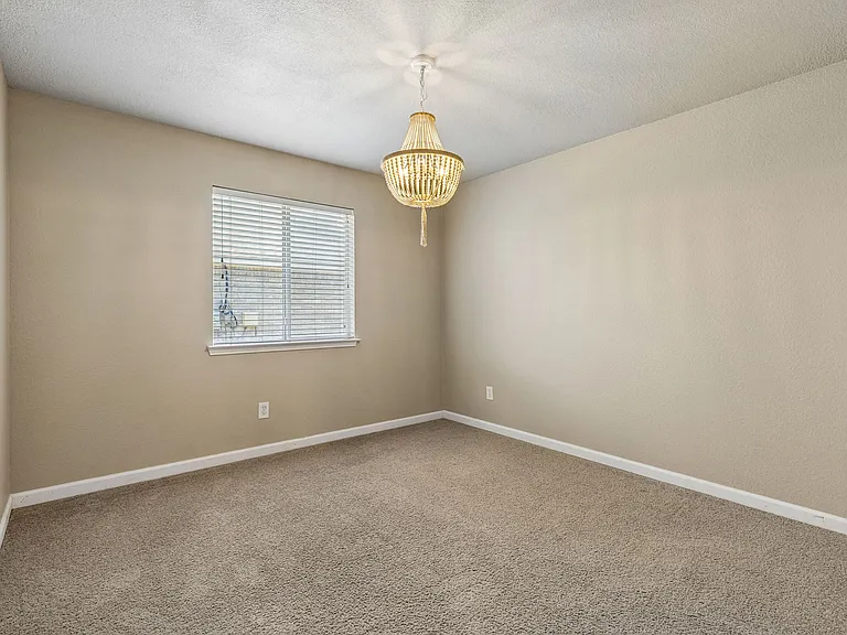 246 Pine Crest Dr — Photo 8