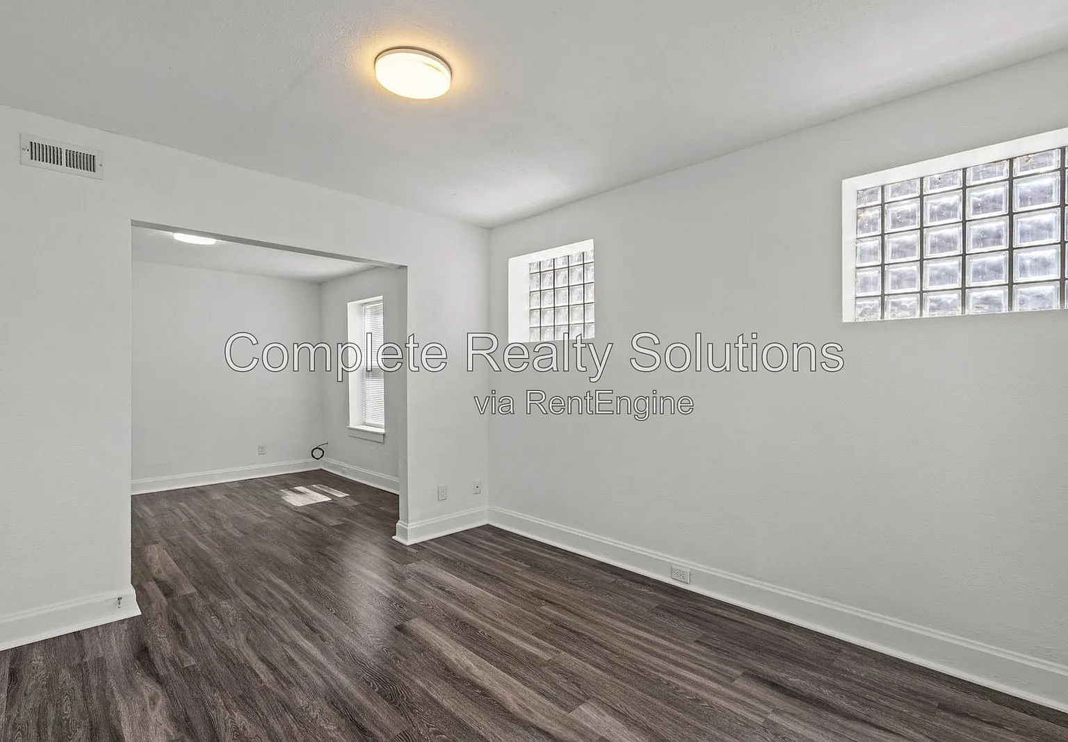 1 bed, 1.0 bath, 832 sqft, $899 — Photo 4