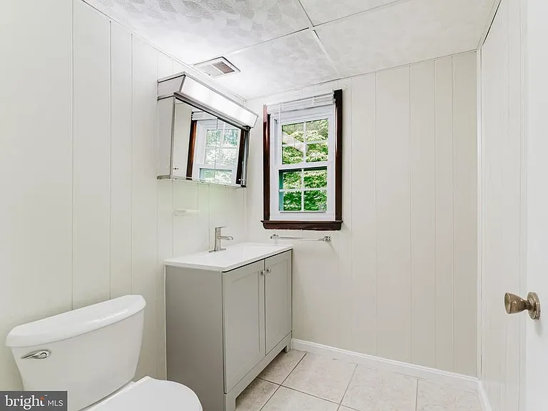 5683 Ravenel Ln — Photo 33