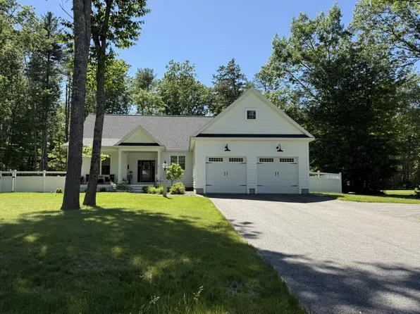 8 Cottonwood Circle, Wells, ME 04090