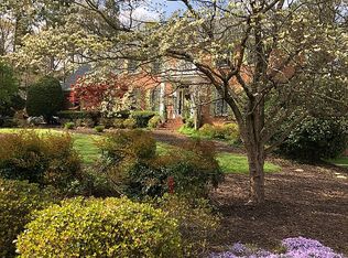 530 Saddle Crest Dr, Roswell, GA 30075