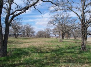 900 Lazy Bend Rd, Springtown, TX 76082