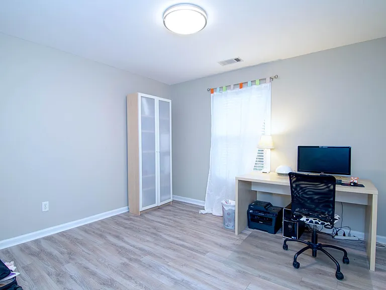 1330 Riding Brook Dr — Photo 12