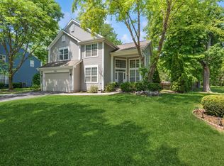 1826 S Cardinal Ct, Libertyville, IL