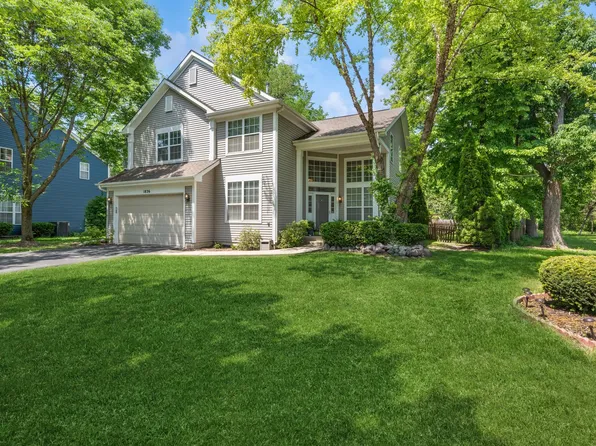 1826 S Cardinal Ct, Libertyville, IL 60048