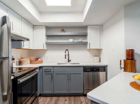 609 Virginia Ave NE APT 2403