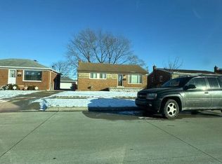 24564 Johnston Ave, Eastpointe, MI 48021