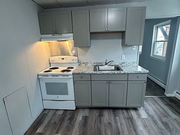 4th image of 1133 Madison Ave #2