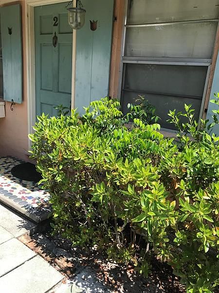 1st image of 229 Lakeland Dr #1