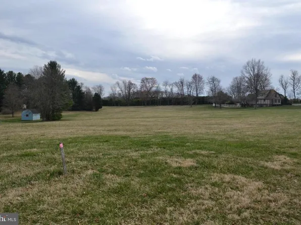 Cherrytree Ln, Sykesville, MD 21784