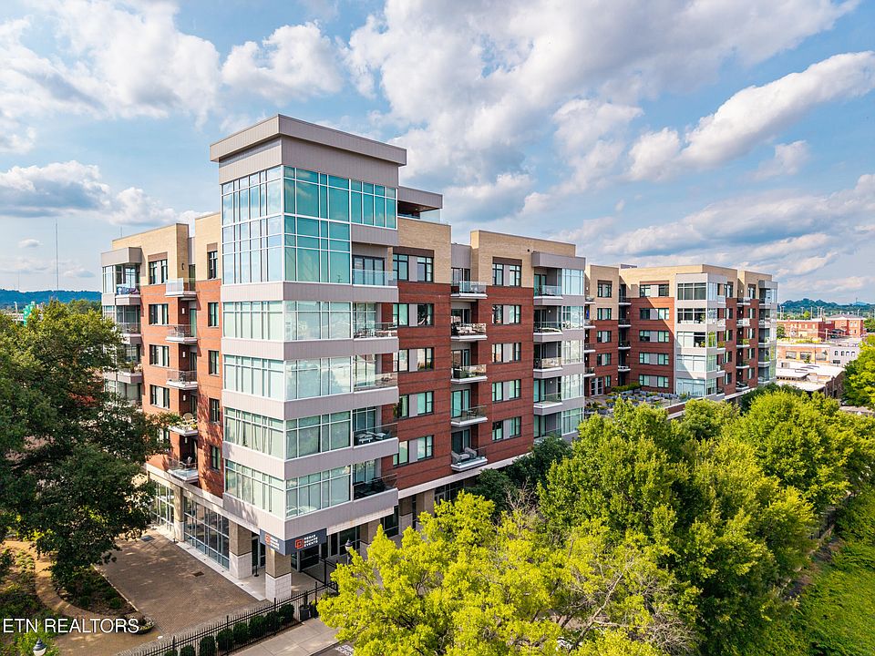 1st image of 333 W Depot Ave APT 212