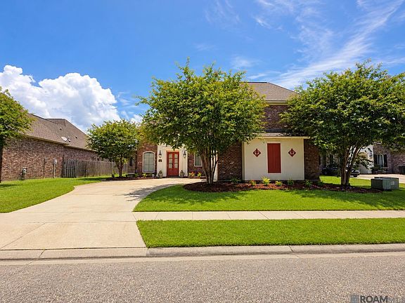 2nd image of 9430 Magnolia Crossing Dr