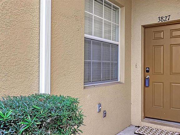 3rd image of 3827 Parkridge Cir #1-102