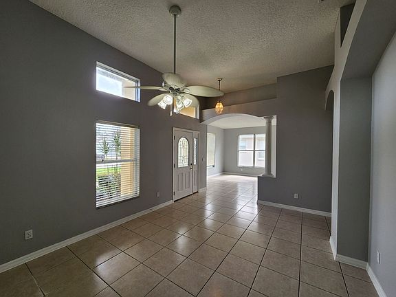 3rd image of 4542 Chalfont Dr