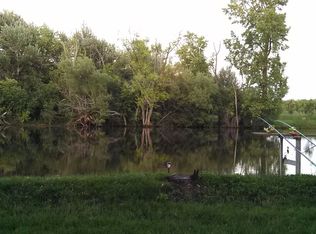 4424 Clark St, Omro, WI 54963