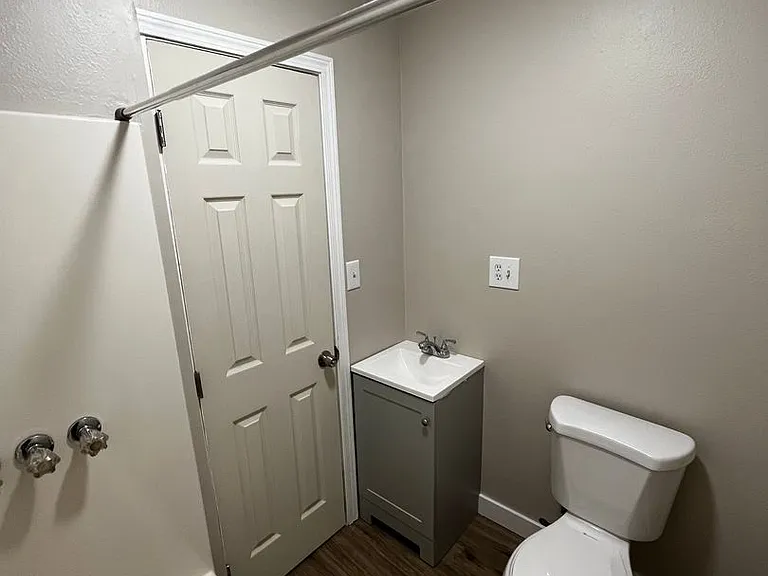 Ainsworth St - Rooms for Rent — Photo 5