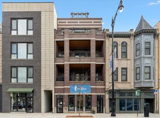 3058 N Lincoln Ave APT 3, Chicago, IL 60657