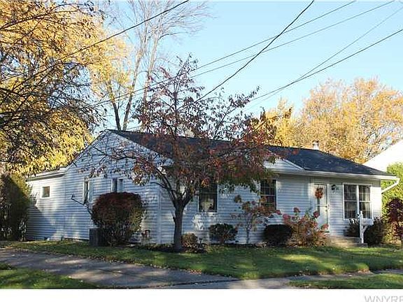 2nd image of 14 Wedgewood Dr