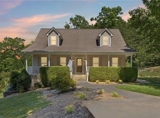 2586 Butterfly Trl, Randleman, NC 27317