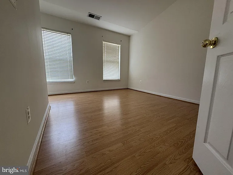 336 Baish Dr SE — Photo 32