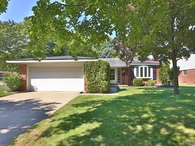 14361 Pere St, Livonia, MI, 48154