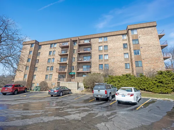 425 Walnut Creek Ln Unit 1302, Lisle, IL 60532