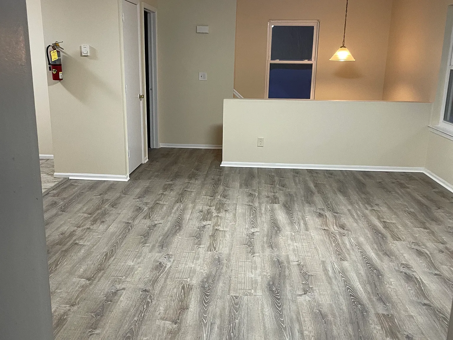 3 bed, 750 sqft, $2,000 — Photo 2