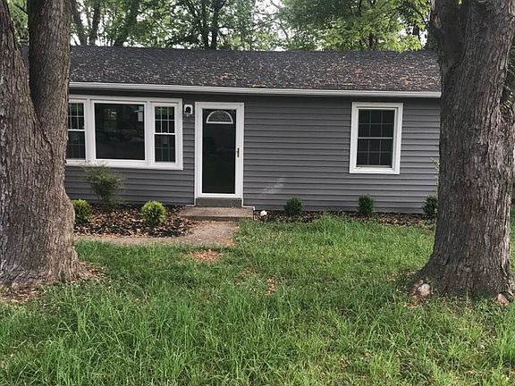 3rd image of 428 Warren Way