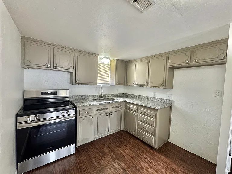 442 Babb Dr #442 — Photo 9