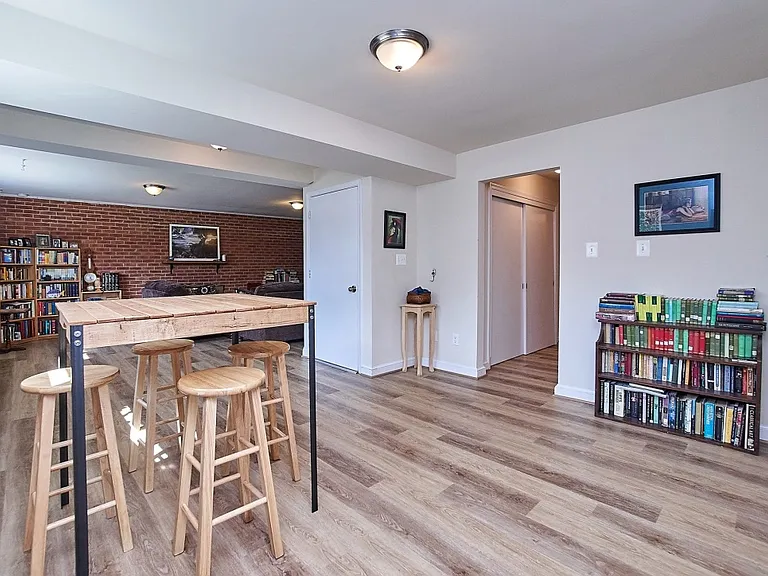 Large foyer area