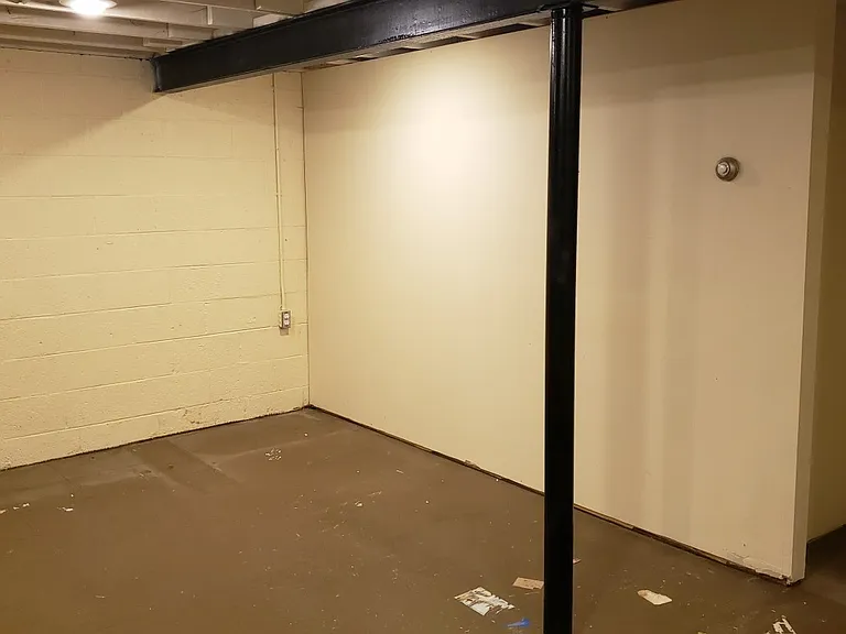 635 Cumberland St — Photo 34