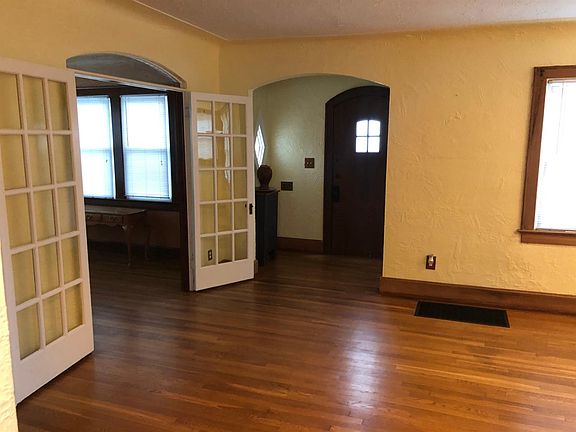 4th image of 19 Ardmore Dr