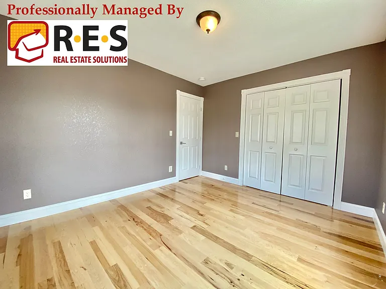 2257 Lowell Blvd — Photo 10