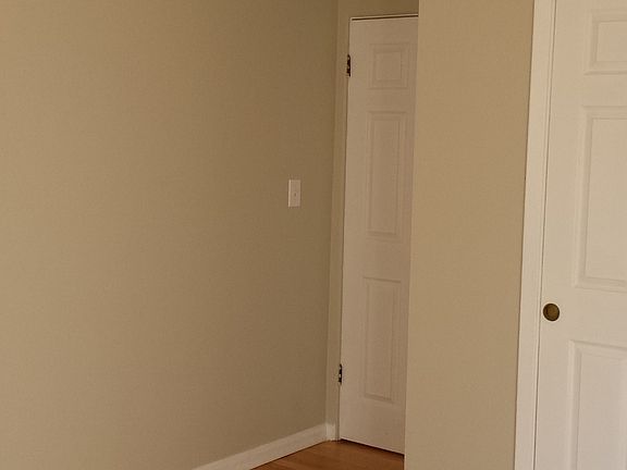 5th image of 2036 W Foster Ave APT A4